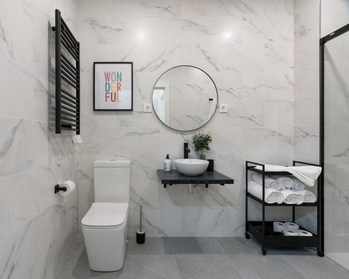 Kaixo Bilbao Apartments Kültér fotó